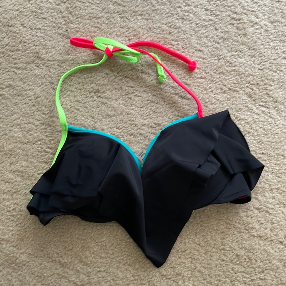 NWOT VS Pink bikini top